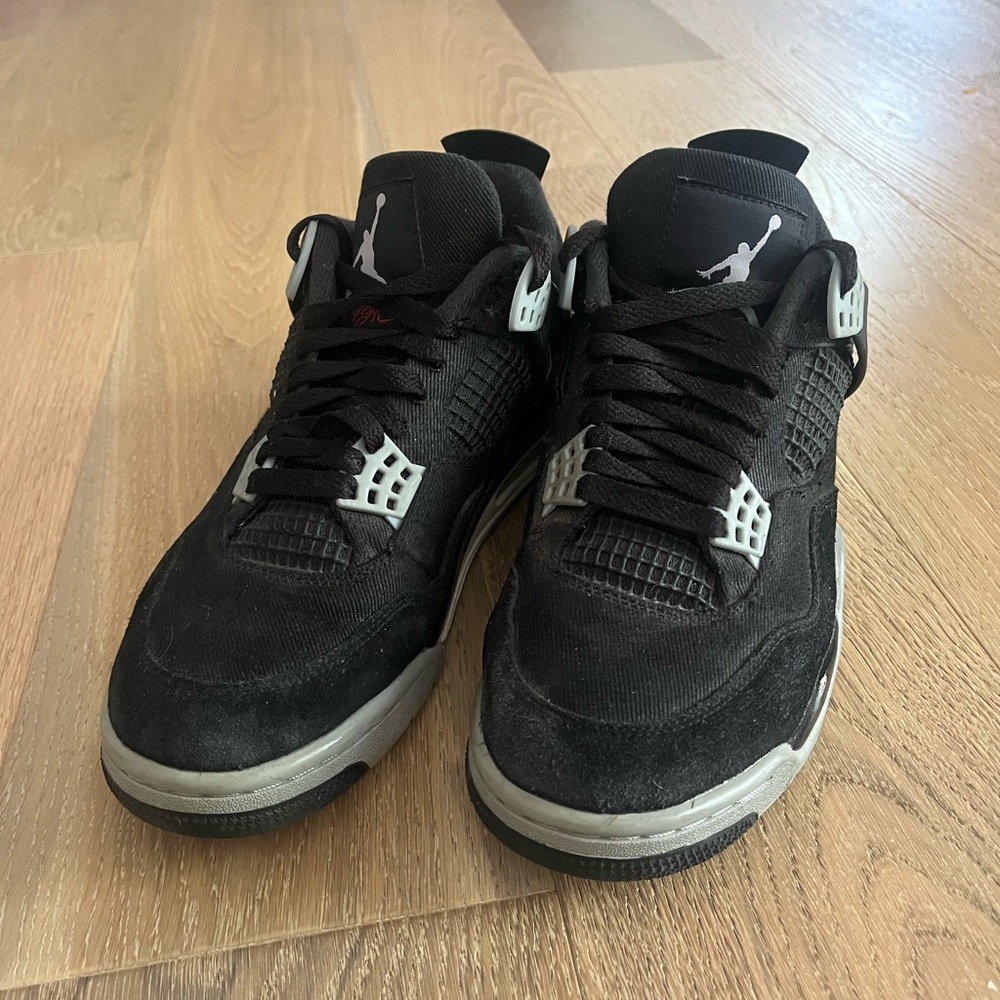 The Air Jordan 4 Retro SE ‘Black Canvas’